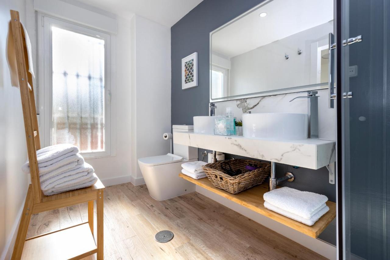 Living Albayzin. Parking&Wifi Apartment Granada Bagian luar foto