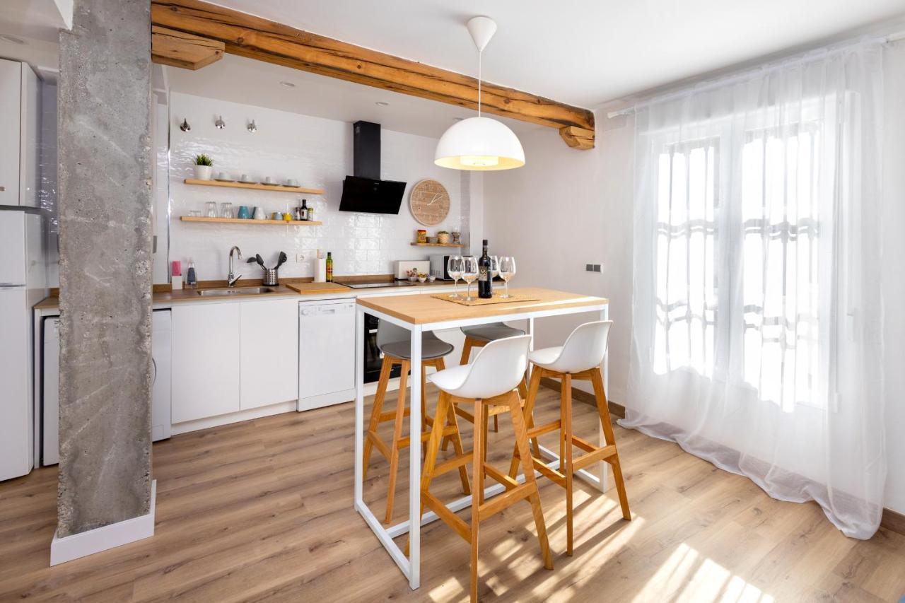 Living Albayzin. Parking&Wifi Apartment Granada Bagian luar foto
