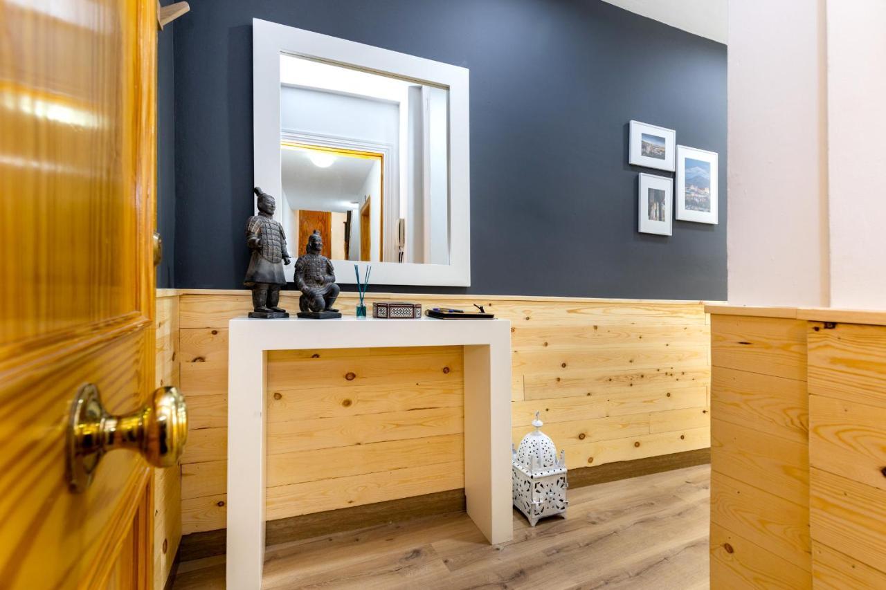 Living Albayzin. Parking&Wifi Apartment Granada Bagian luar foto
